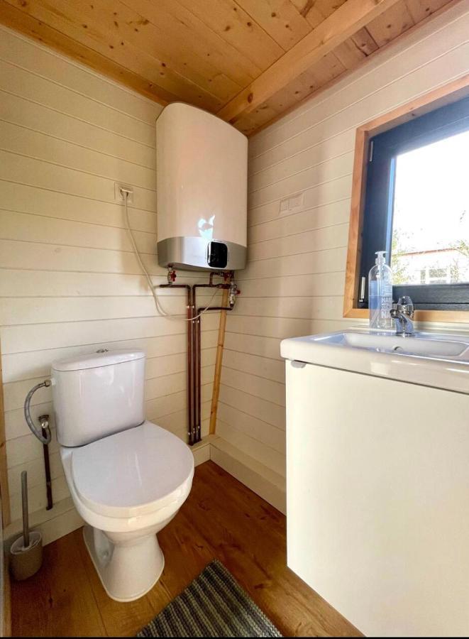 Tiny House With Garden And Jacuzzi Near Amsterdam Villa Vijfhuizen Ngoại thất bức ảnh